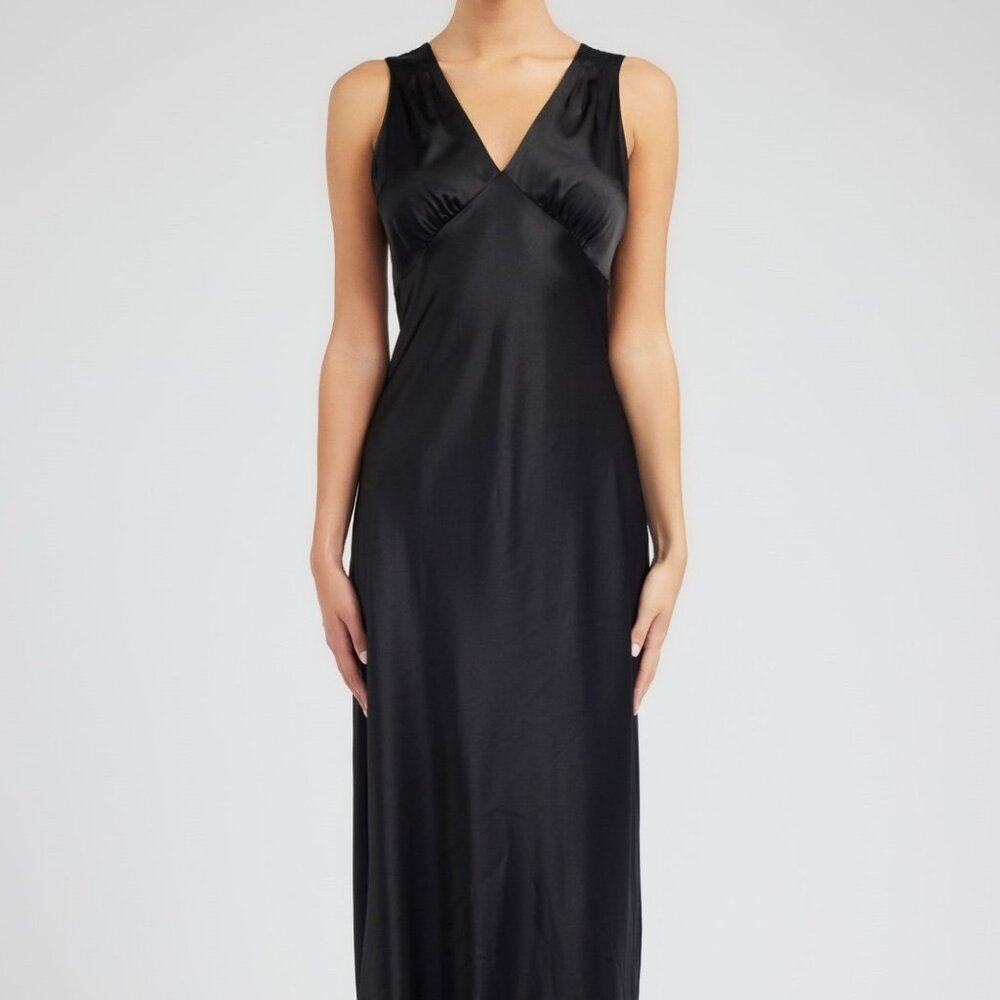 SILK SWEETHEART NECK MIDI DRESS